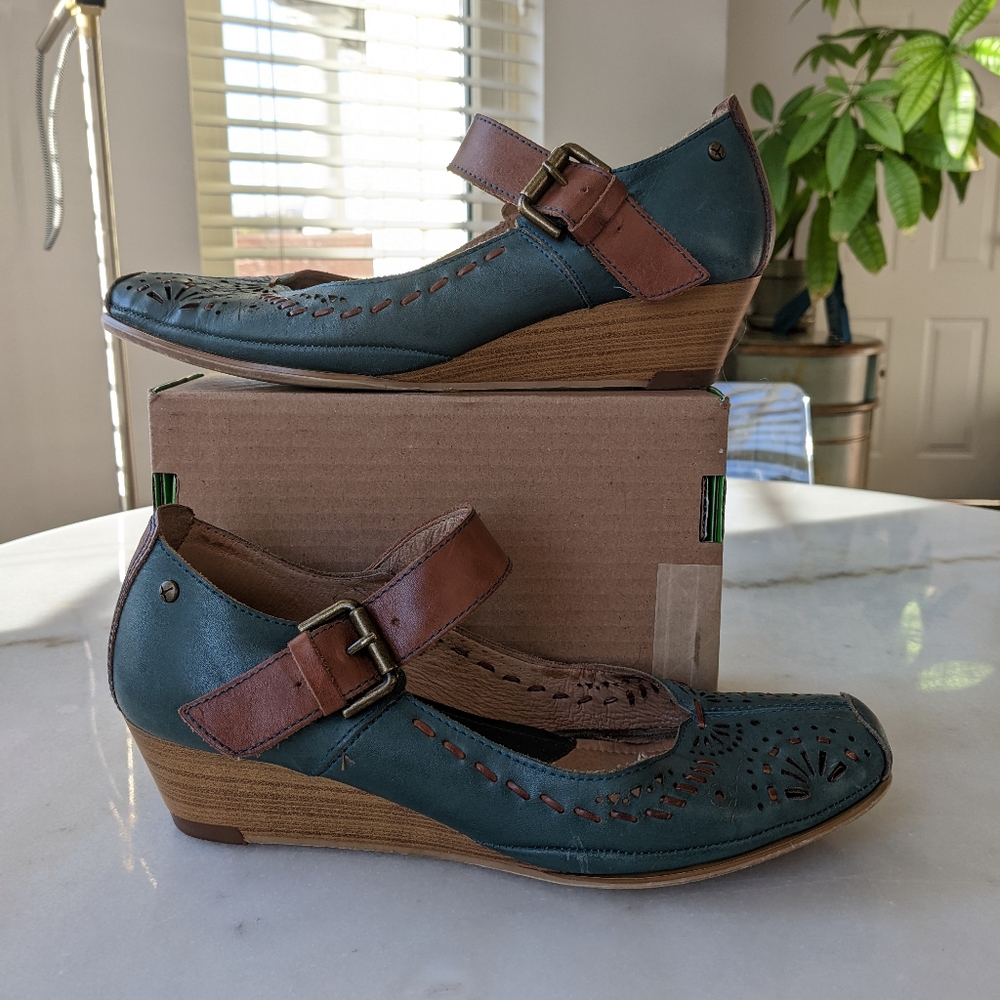 Mary Jane Wedge